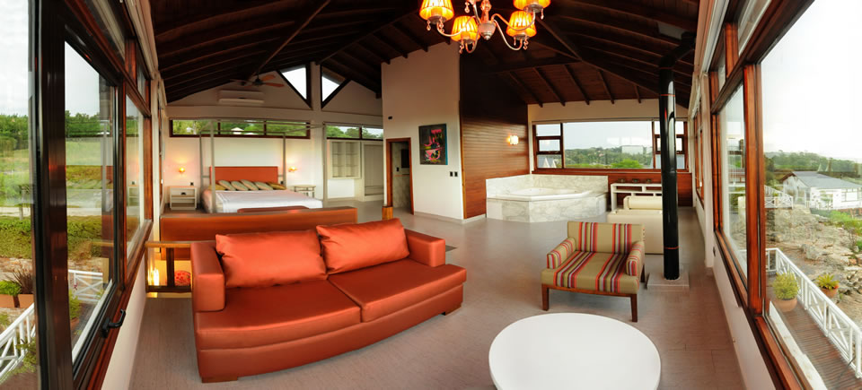 Las Piedras VIP Suites Resort